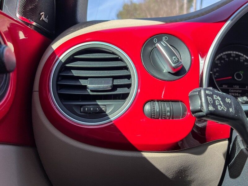 2013 Volkswagen Beetle Convertible 2.5L Wilmington NC