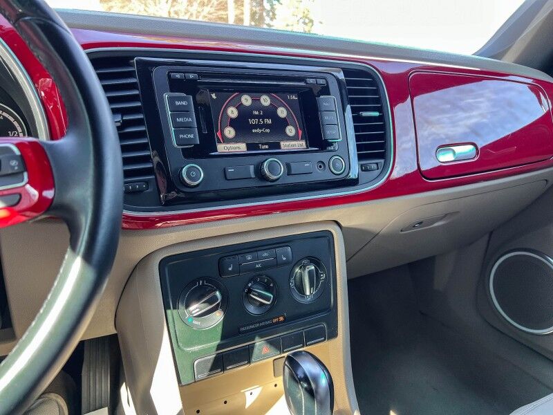 2013 Volkswagen Beetle Convertible 2.5L Wilmington NC