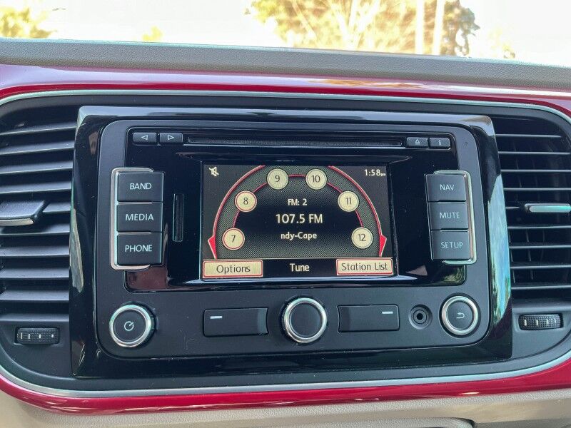 2013 Volkswagen Beetle Convertible 2.5L Wilmington NC