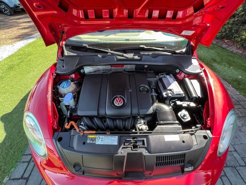 2013 Volkswagen Beetle Convertible 2.5L Wilmington NC