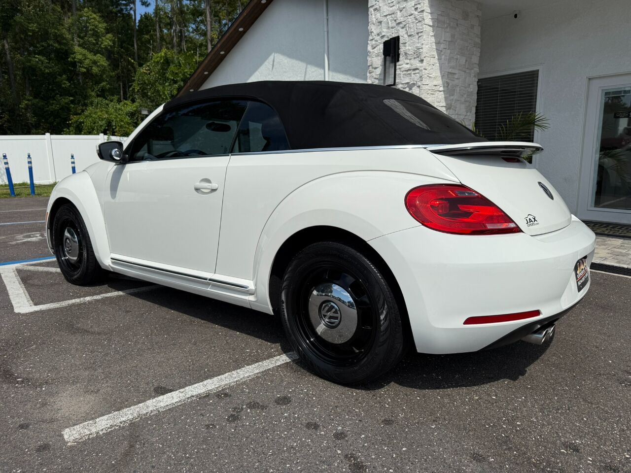 2013 Volkswagen Beetle Convertible 2dr Auto 2.5L PZEV Jacksonville FL