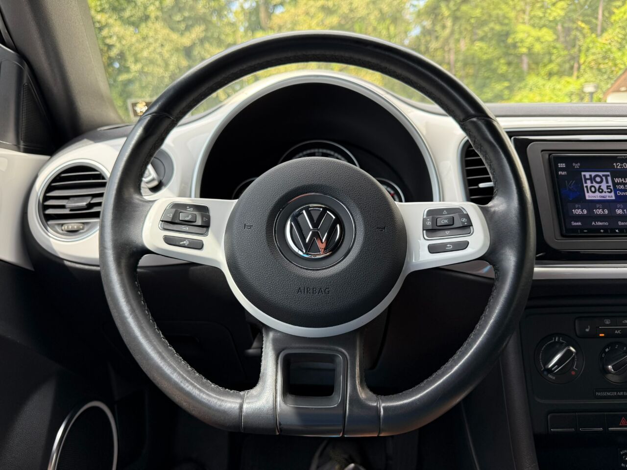 2013 Volkswagen Beetle Convertible 2dr Auto 2.5L PZEV Jacksonville FL