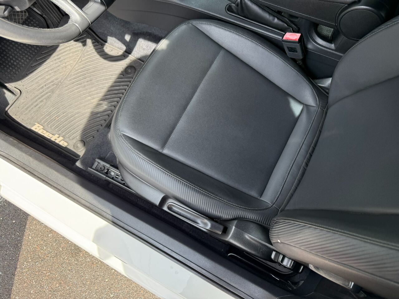 2013 Volkswagen Beetle Convertible 2dr Auto 2.5L PZEV Jacksonville FL