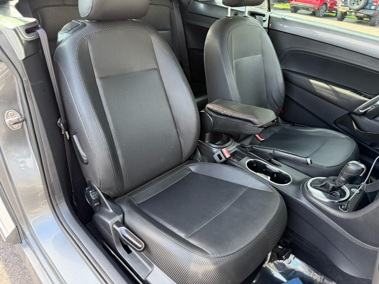 2013 Volkswagen Beetle Convertible 2dr DSG 2.0L TDI Jacksonville FL