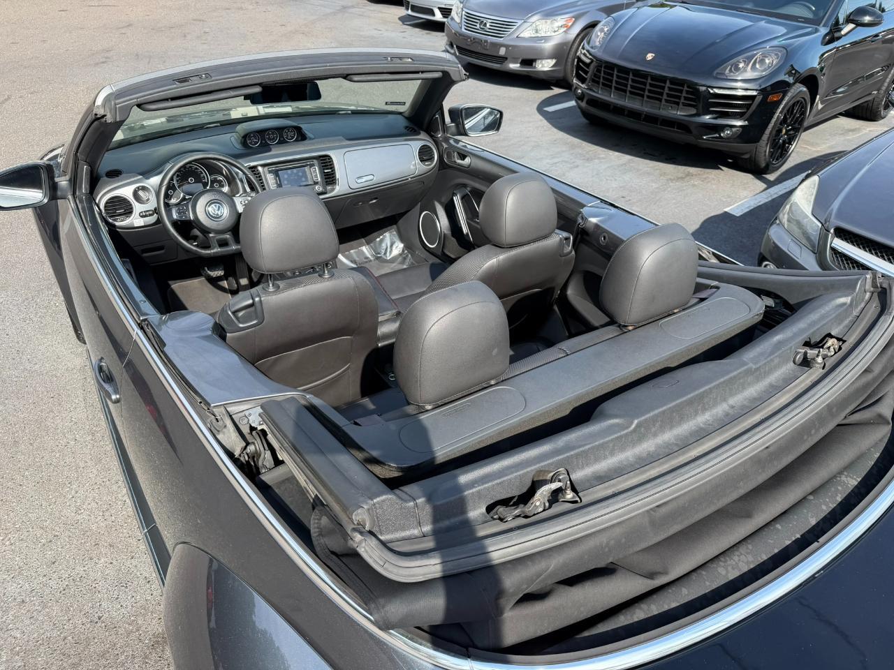 2013 Volkswagen Beetle Convertible 2dr DSG 2.0L TDI Jacksonville FL