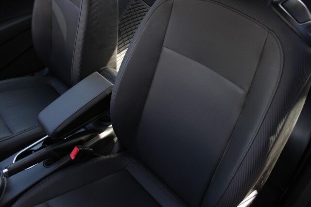 2013 Volkswagen Beetle Coupe 2.5L SUN AND SOUND Melbourne FL