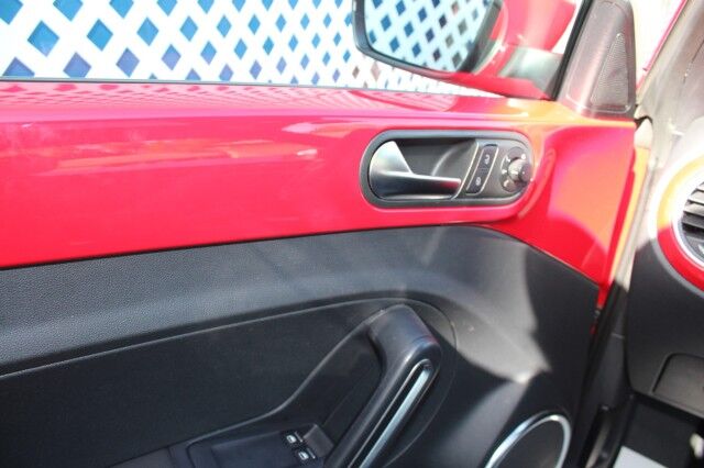 2013 Volkswagen Beetle Coupe 2.5L SUN AND SOUND Melbourne FL