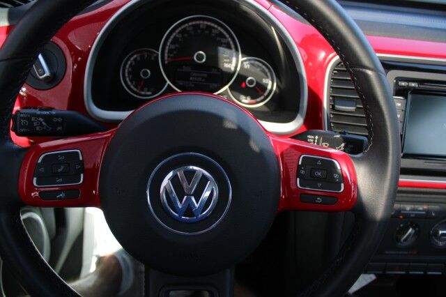 2013 Volkswagen Beetle Coupe 2.5L SUN AND SOUND Melbourne FL
