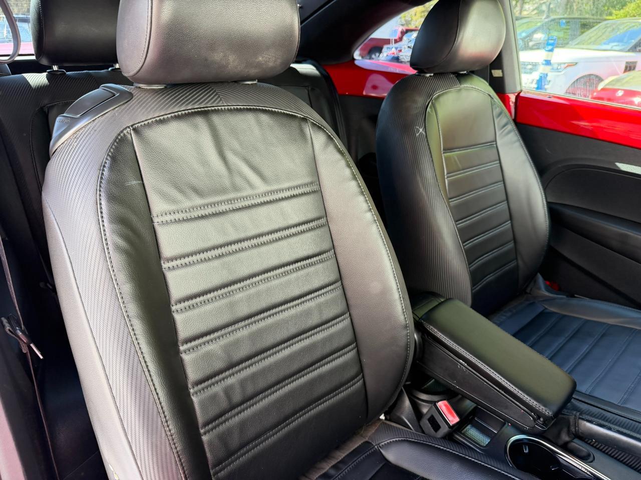 2013 Volkswagen Beetle Coupe 2dr Auto 2.5L PZEV Jacksonville FL