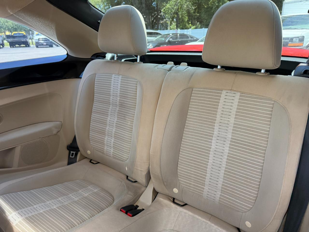 2013 Volkswagen Beetle Coupe 2dr DSG 2.0T Turbo PZEV Jacksonville FL