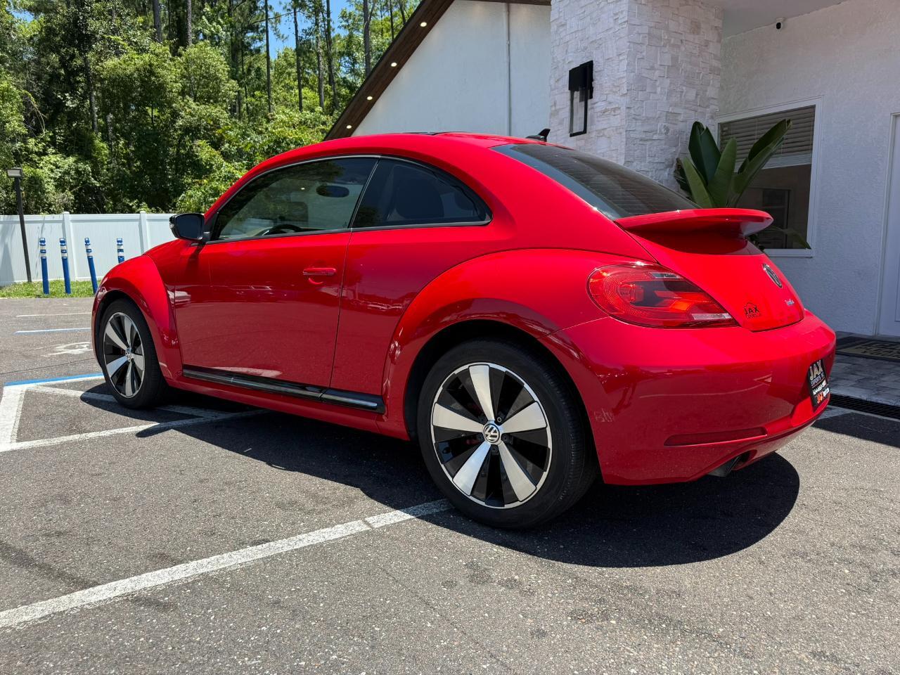 2013 Volkswagen Beetle Coupe 2dr DSG 2.0T Turbo PZEV Jacksonville FL