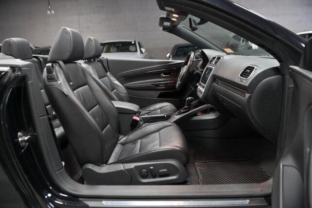 2013 Volkswagen Eos Executive 2dr Convertible Chicago IL