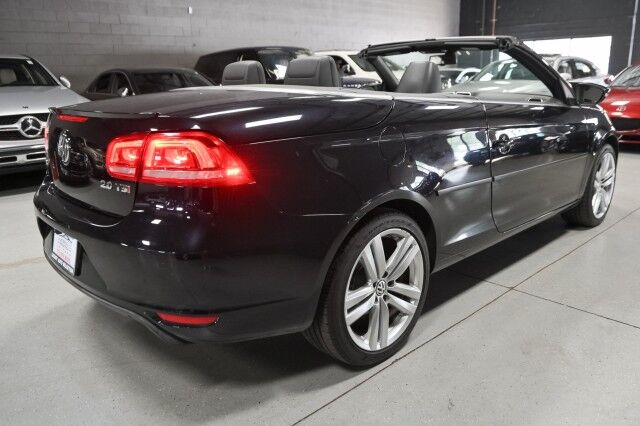 2013 Volkswagen Eos Executive 2dr Convertible Chicago IL