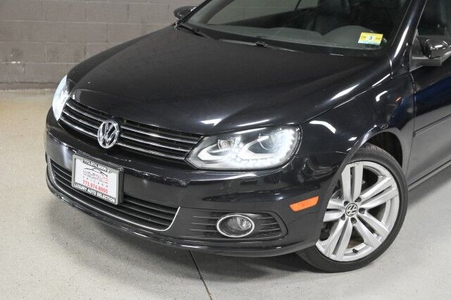 2013 Volkswagen Eos Executive 2dr Convertible Chicago IL