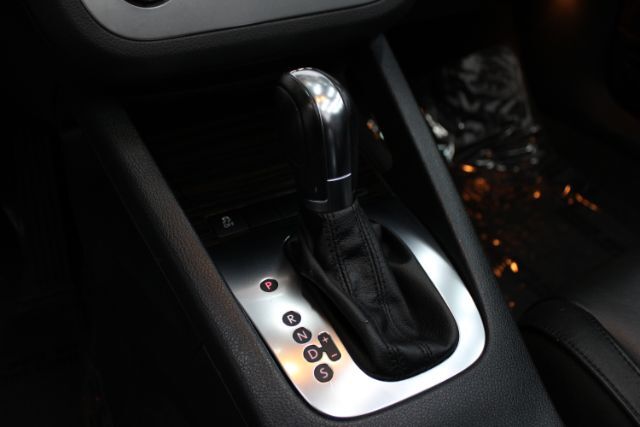2013 Volkswagen Eos Executive Chantilly VA