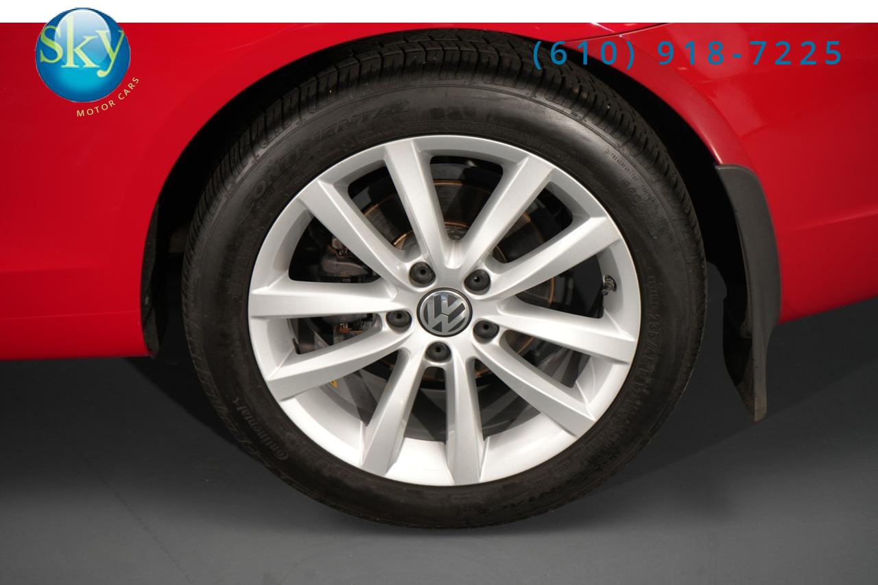 2013 Volkswagen Eos Komfort Convertible West Chester PA