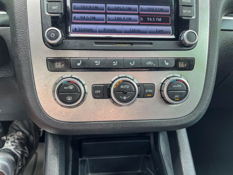 2013 Volkswagen Eos Komfort Wilmington NC
