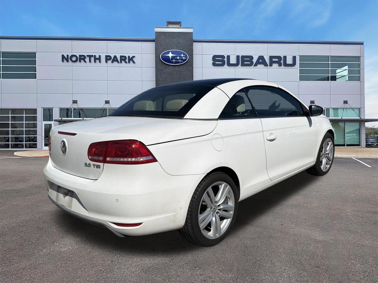 2013 Volkswagen Eos Lux