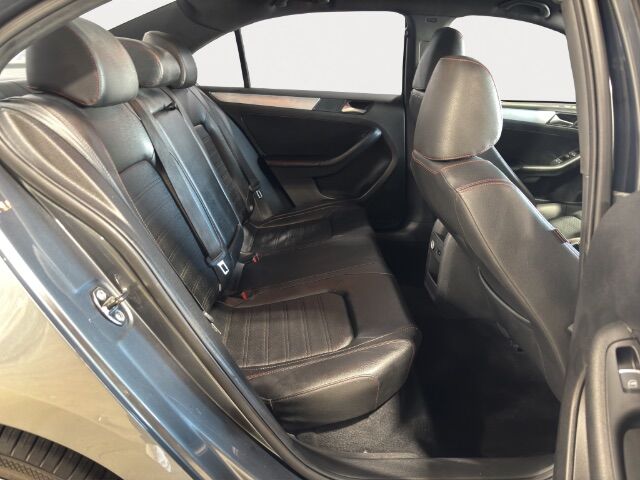 2013 Volkswagen GLI . Miami FL