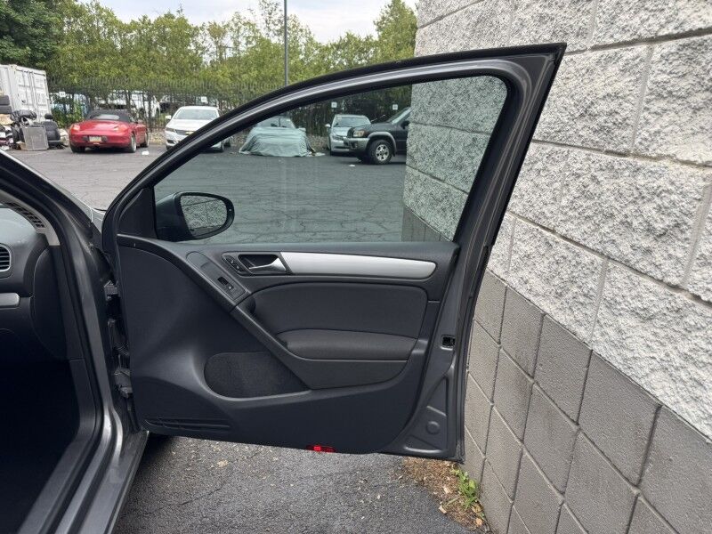 2013 Volkswagen Golf TDI w/Tech Pkg Willow Grove PA