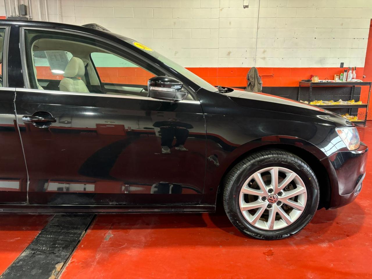 2013 Volkswagen Jetta 2.5L SE photo 3