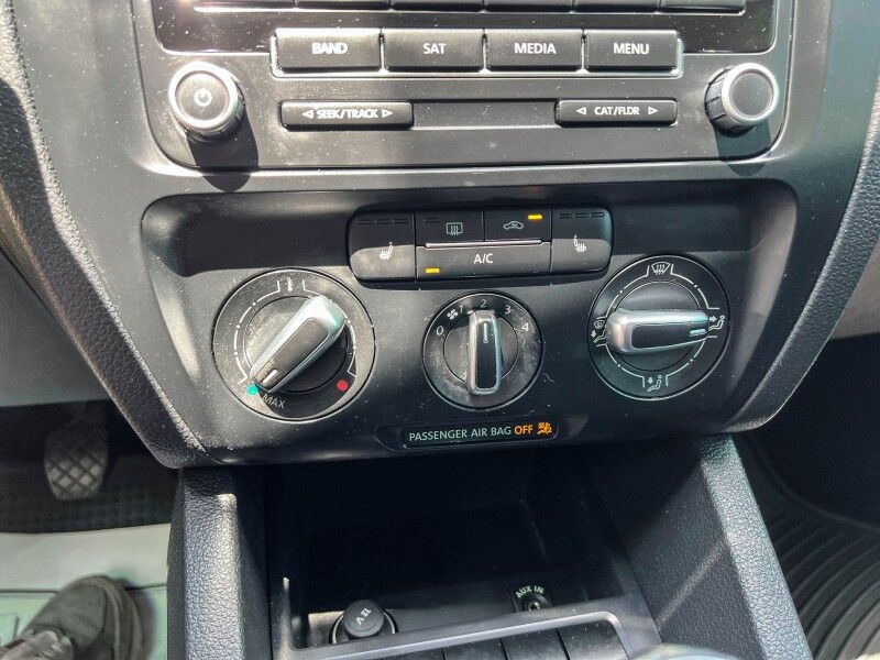 2013 Volkswagen Jetta Sedan SE Wilmington NC