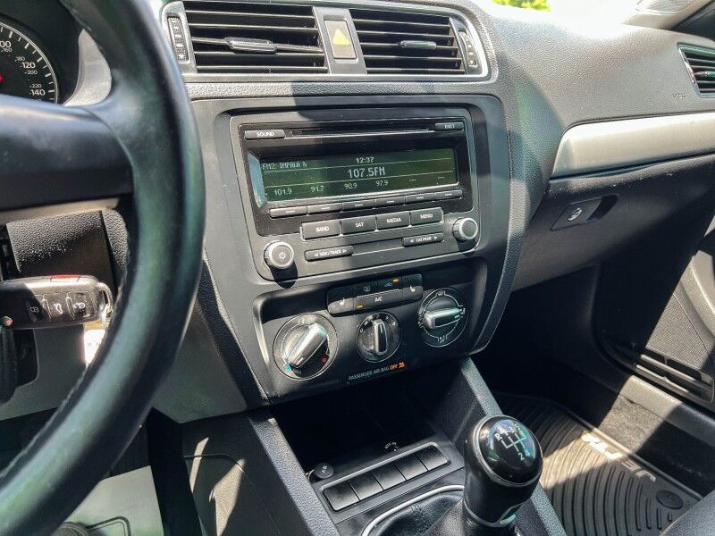 2013 Volkswagen Jetta Sedan SE Wilmington NC