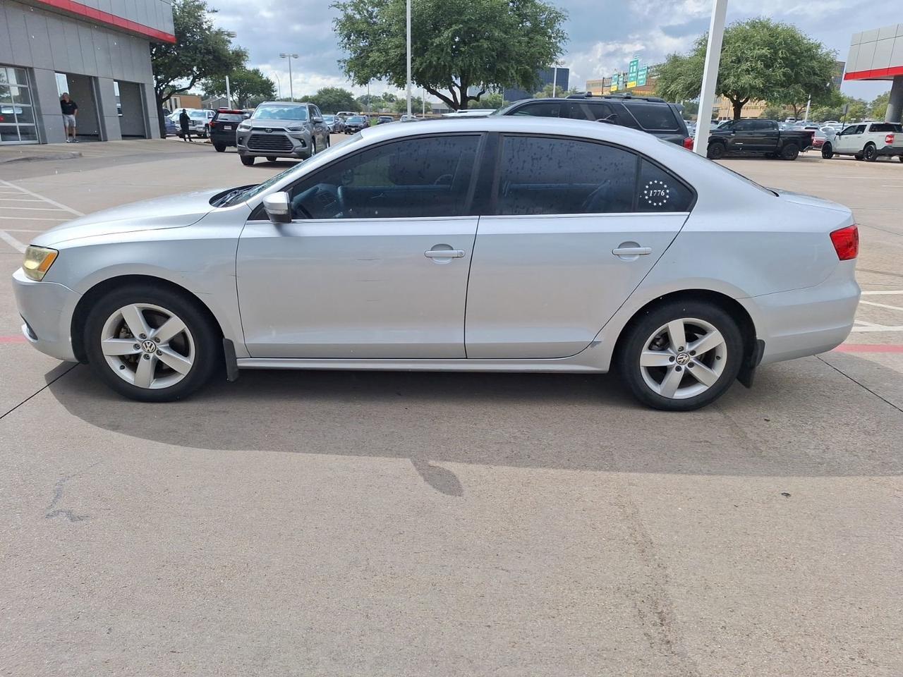 2013 Volkswagen Jetta Sedan TDI Hurst TX