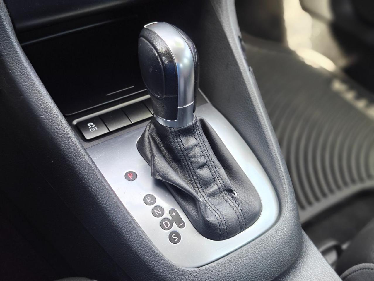 2013 Volkswagen Jetta SportWagen 2.5L SE | 2.5L S Hayden ID