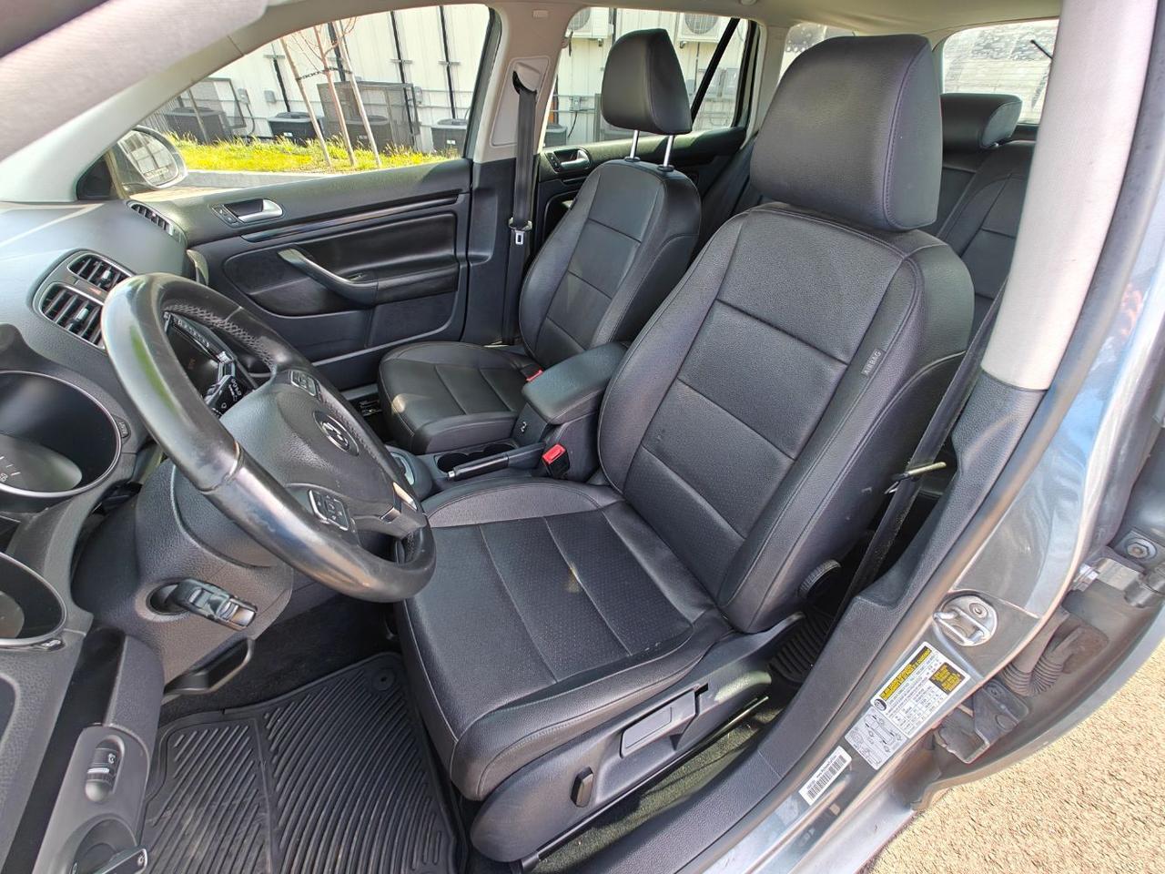 2013 Volkswagen Jetta SportWagen 2.5L SE | 2.5L S Hayden ID