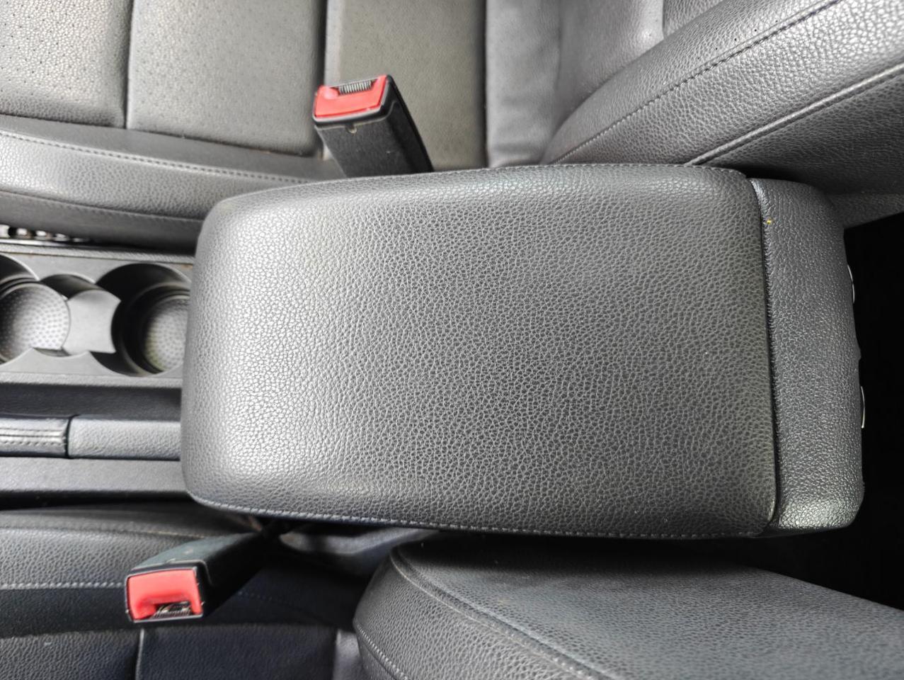 2013 Volkswagen Jetta SportWagen 2.5L SE | 2.5L S Hayden ID