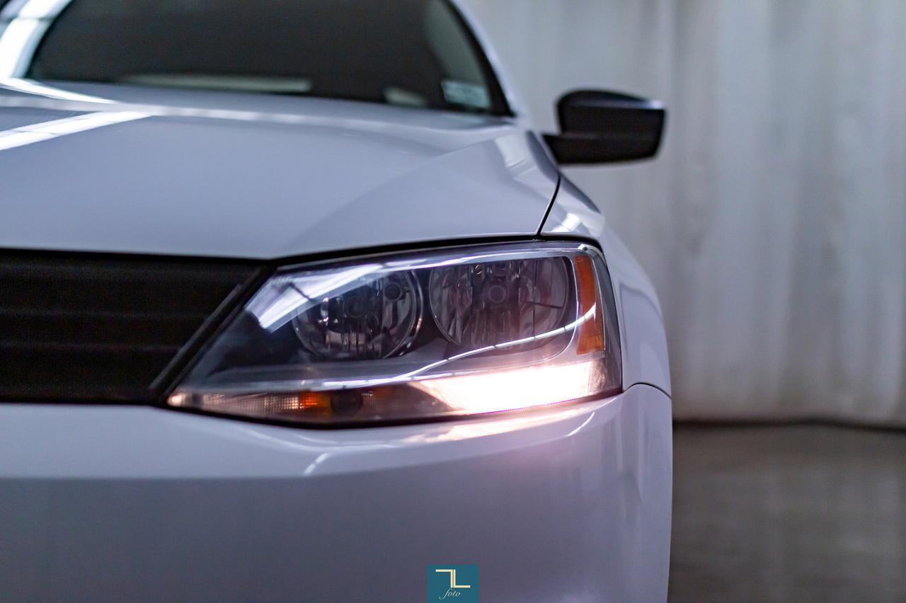 2013 Volkswagen Jetta Trendline Manual Red Deer AB