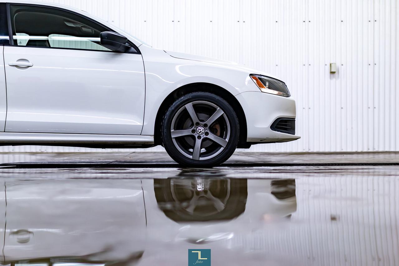 2013 Volkswagen Jetta Trendline Manual Red Deer AB