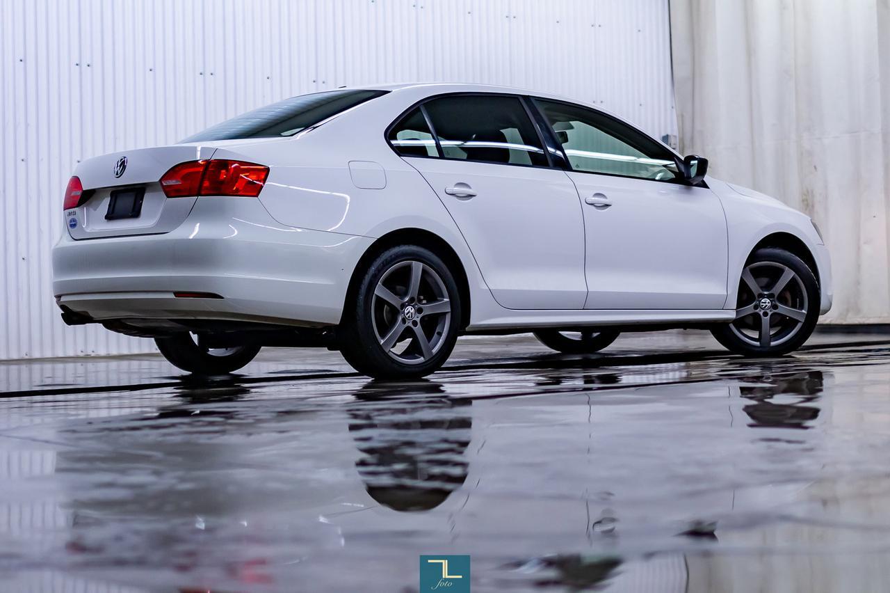 2013 Volkswagen Jetta Trendline Manual Red Deer AB