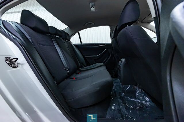 2013 Volkswagen Jetta Trendline Manual Red Deer AB