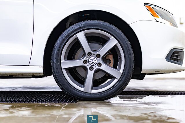 2013 Volkswagen Jetta Trendline Manual Red Deer AB