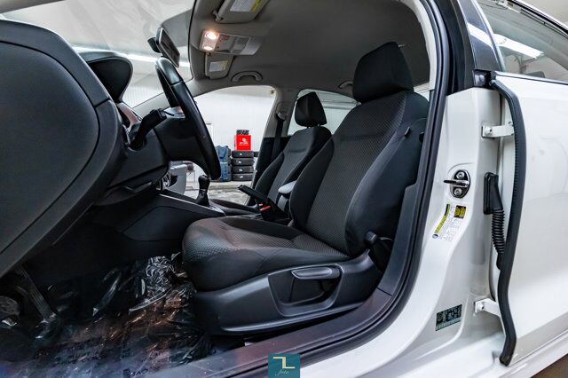 2013 Volkswagen Jetta Trendline Manual Red Deer AB