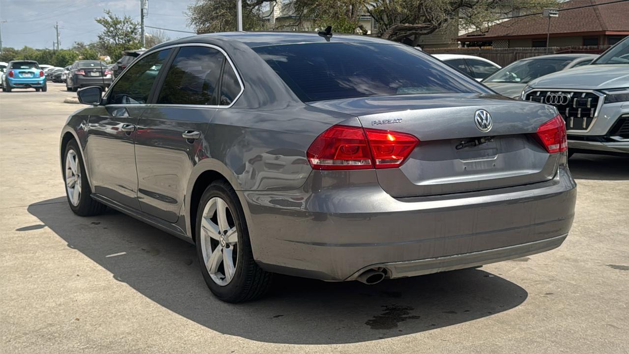2013 Volkswagen Passat  Selma TX