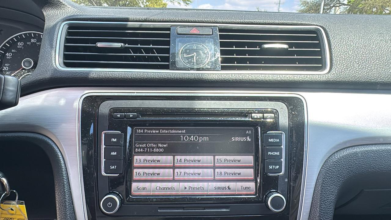 2013 Volkswagen Passat  Selma TX