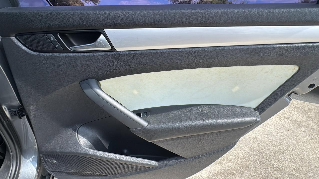 2013 Volkswagen Passat  Selma TX