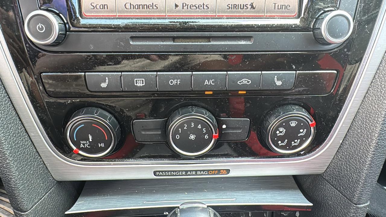 2013 Volkswagen Passat  Selma TX