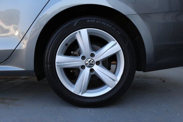 2013 Volkswagen Passat 2.0L Turbo Diesel TDI SE Sunroof Knoxville TN