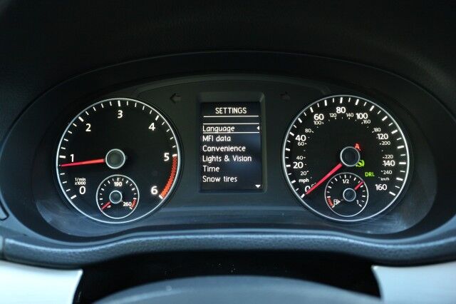 2013 Volkswagen Passat 2.0L Turbo Diesel TDI SE Sunroof Knoxville TN