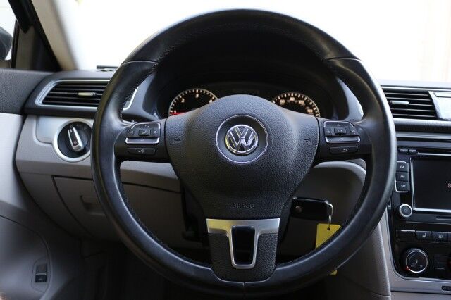 2013 Volkswagen Passat 2.0L Turbo Diesel TDI SE Sunroof Knoxville TN