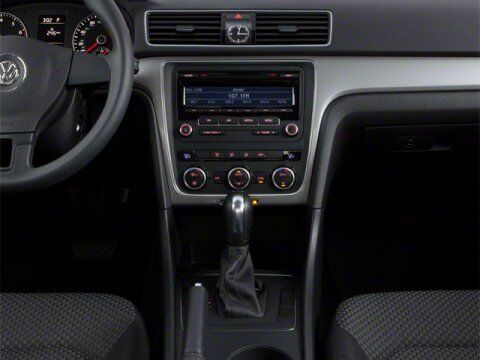 2013 Volkswagen Passat 2.5 SE Hurst TX