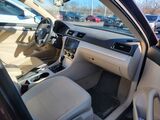 2013 Volkswagen Passat 2.5 SE Oshkosh WI
