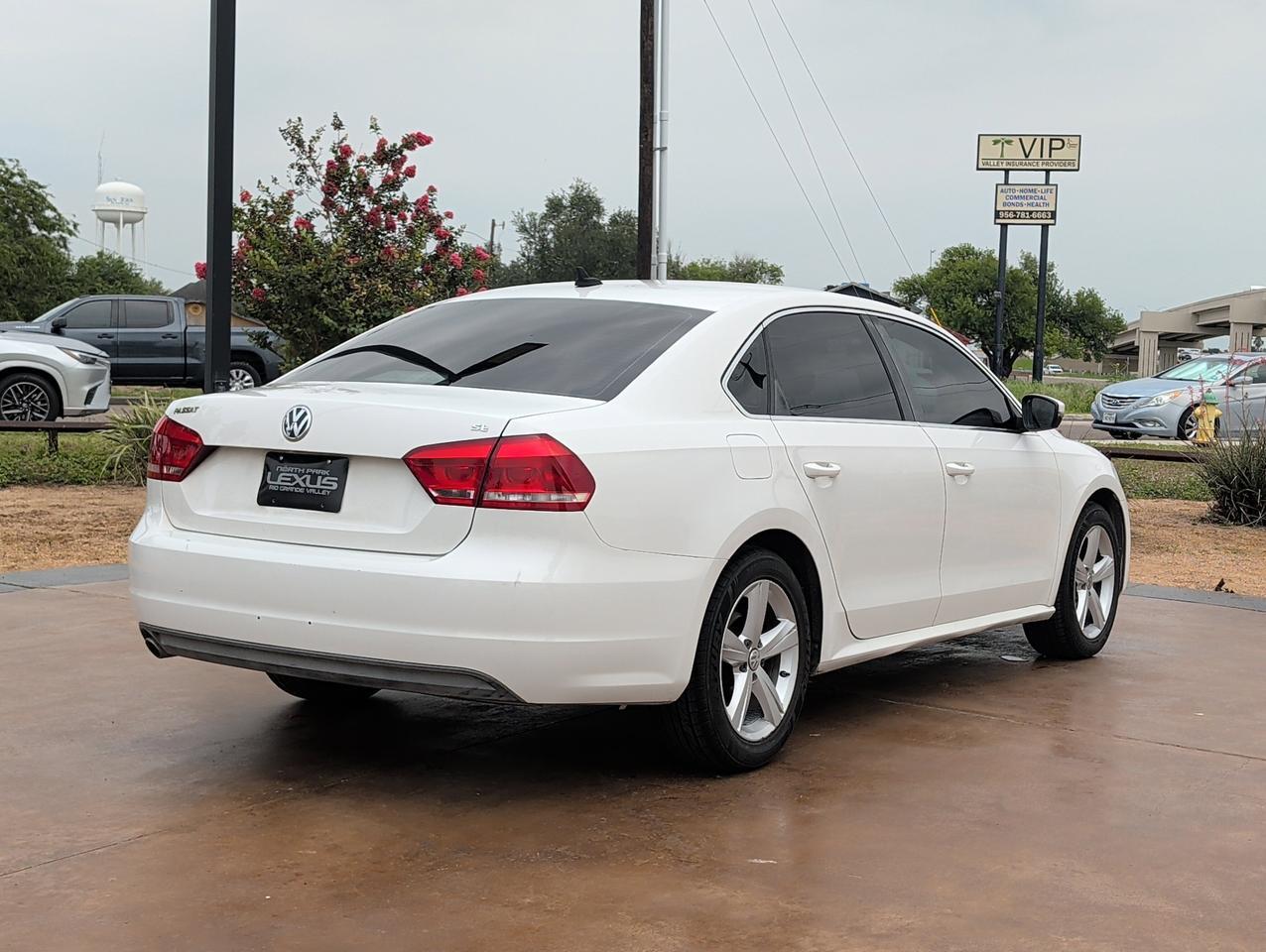 2013 Volkswagen Passat 2.5 SE