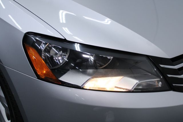 2013 Volkswagen Passat 2.5L SE Chantilly VA