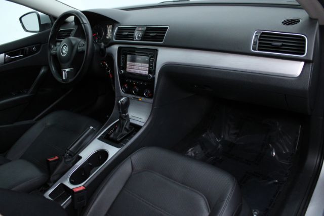 2013 Volkswagen Passat 2.5L SE Chantilly VA