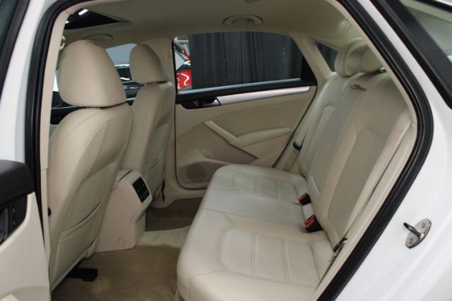 2013 Volkswagen Passat 2.5L SE Chantilly VA